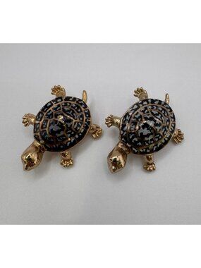Vintage Turtle Scatter Pins Enamel Gold Tone Pair Black White Shell Brooch